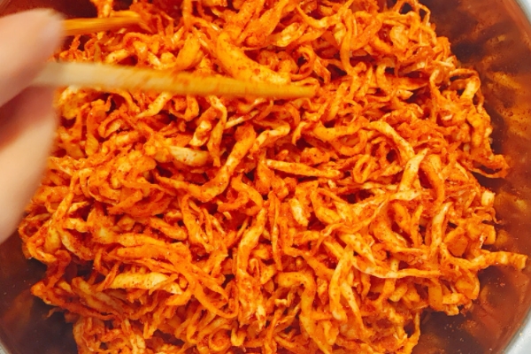 哺乳期吃萝卜干可以吗,哺乳期能吃萝卜干吗