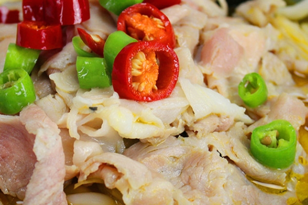 肥牛是牛的哪个部位切下来的,新鲜肥牛是牛的哪个部位 肥牛是牛的哪个部位切下来的,新鲜肥牛是牛的哪个部位