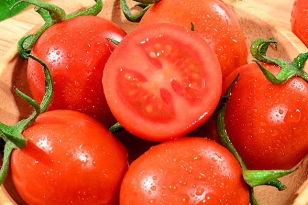 多吃圣女果可以美白吗,吃圣女果能变白吗