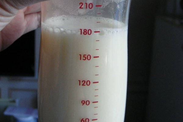 婴儿奶粉是先放水还是先放奶粉,奶粉是先放水还是先放奶粉? 婴儿奶粉是先放水还是先放奶粉,奶粉是先放水还是先放奶粉?