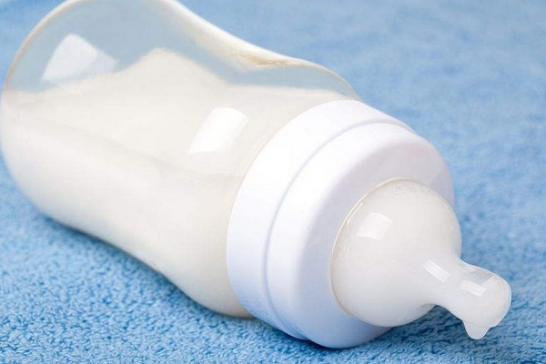 目前市面上什么样的奶粉比较好,奶粉是越贵越好吗