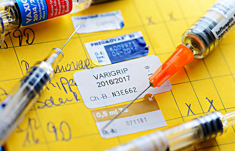 新冠疫苗第二针晚打会失效吗(新冠疫苗第二针晚打会失效吗)