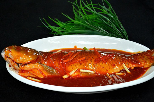 红烧草鱼怎么做好吃,怎么做红烧鲤鱼