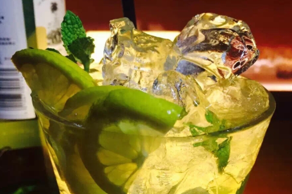 酒吧鸡尾酒怎么调,鸡尾酒怎么调酒