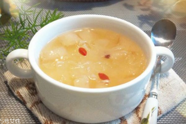 晚上喝冰糖雪梨会胖吗,喝冰糖雪梨会胖吗