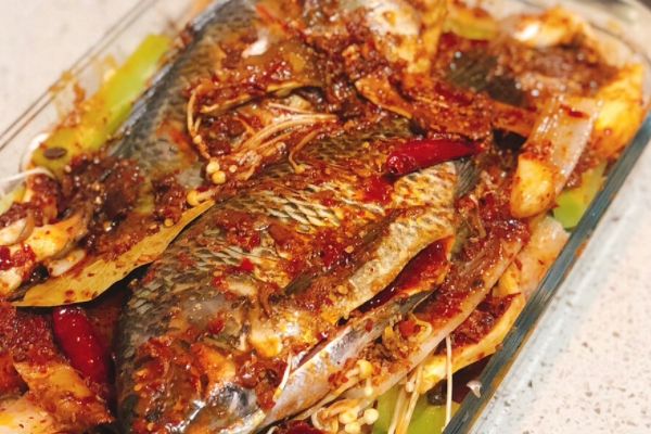 烤鱼能用火锅吗,电火锅可以烤鱼吗