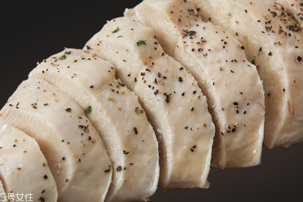 冷冻鸡胸肉多少钱一斤,冷冻的鸡胸肉怎么快速解冻 冷冻鸡胸肉多少钱一斤,冷冻的鸡胸肉怎么快速解冻