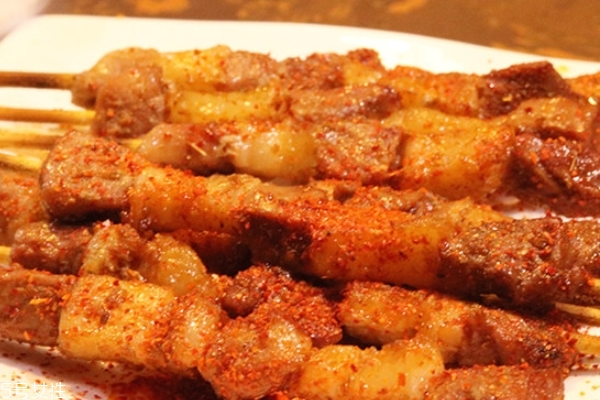 羊肉串的腌制方法的做法及配料,烤羊腿的制作方法