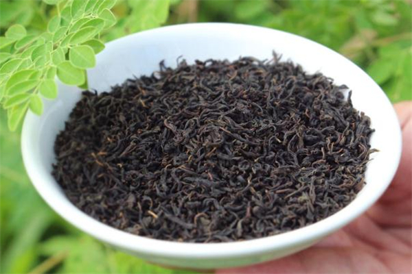 鸡肉怎么看新不新鲜(鸡肉怎么看新不新鲜)