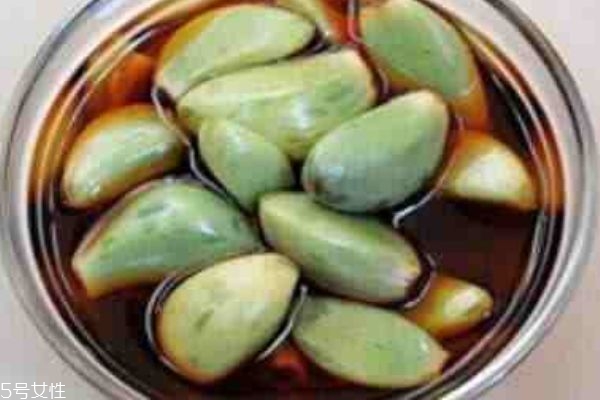 腊八蒜的做法,腌制腊八蒜的正确方法