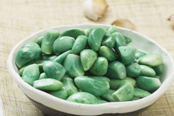 腊八蒜的醋能重复使用吗,正宗腊八蒜不能直接加醋