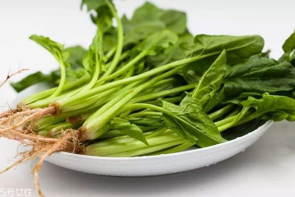 菠菜怎么凉拌好吃,芹菜的凉拌方法