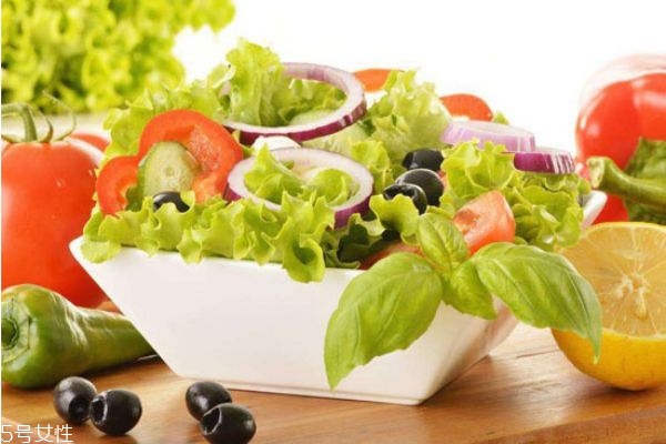 哪些蔬菜吃了可以减肥,热量低的蔬菜有哪些适合减肥吃 哪些蔬菜吃了可以减肥,热量低的蔬菜有哪些适合减肥吃