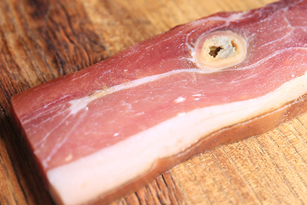 火腿去骨头方法,火腿骨是什么东西 火腿去骨头方法,火腿骨是什么东西