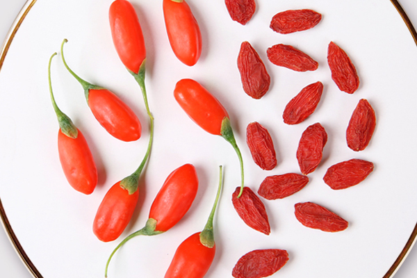 枸杞是不是越大越好,枸杞越大越好吗