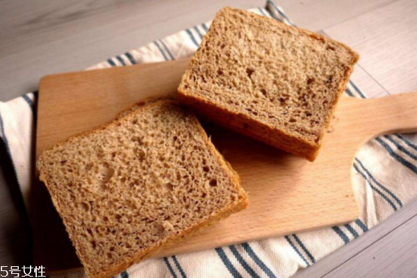 减肥一天吃几片全麦面包,全麦面包哪个牌子正宗能减肥