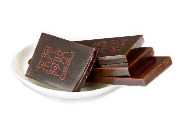 秋季能吃阿胶吗?,秋天可以吃阿胶吗