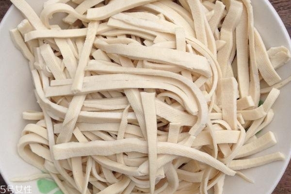 千张能生吃吗,千张能不能吃