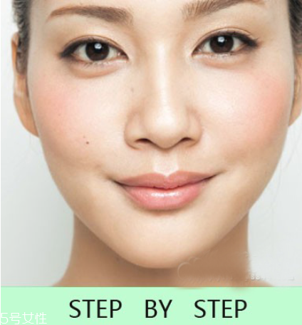 油皮用什么补妆,油皮妆前保湿怎么做