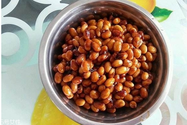 黄豆酱能代替豆瓣酱吗 这是可以的,黄豆酱可以代替豆瓣酱吗