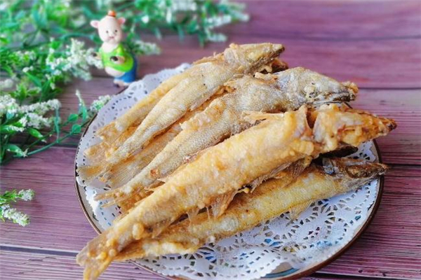 东北沙丁鱼是海鱼吗,沙丁鱼是什么样子的 东北沙丁鱼是海鱼吗,沙丁鱼是什么样子的