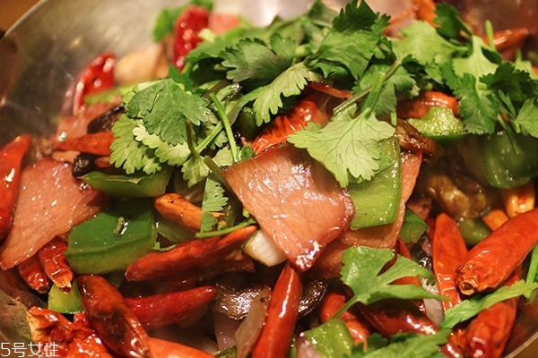 辣椒为什么会辣手,辣椒为什么会辣手的原因