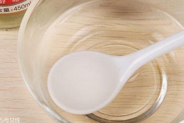 白醋能去油漆味吗,醋为什么可以去除油漆味