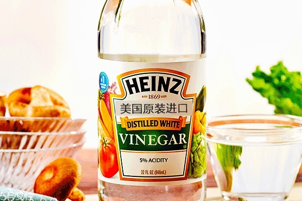 白醋可以丰胸最快,胸上抹白醋可以丰胸吗