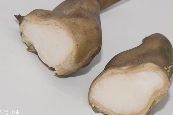 菱角为什么那么臭,菱角怎么那么臭