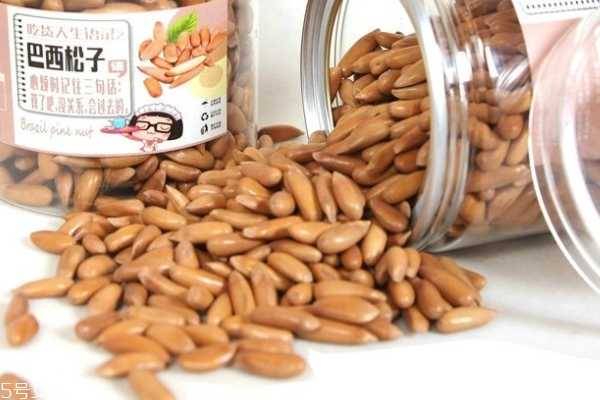 手剥松子哪里产的,松子怎么剥 好方法教给你