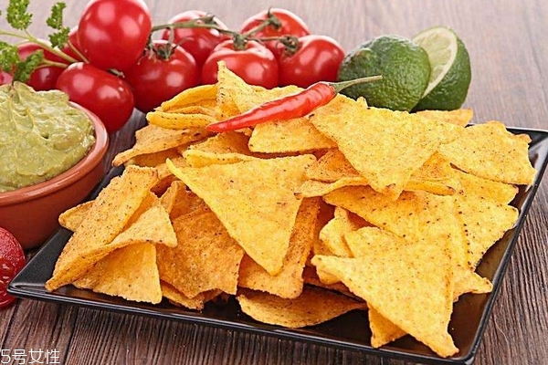 薯片没气了还能吃么,薯片不能吃吗