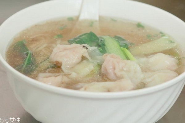 怎样快速包馄饨,馄饨要煮多久才能熟