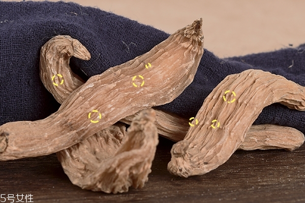 天麻怎么切成薄片,天麻切片机 天麻怎么切成薄片,天麻切片机