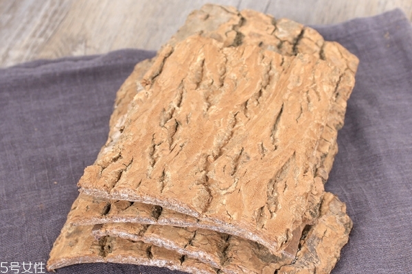 杜仲怎么清洗干净,杜仲怎么清洗