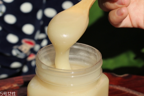 桂花蜜是热性还是凉性,桂花蜂蜜是热性还是凉性