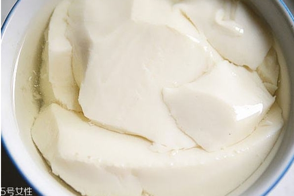 豆腐脑用什么凝固最好,豆腐脑怎么凝固