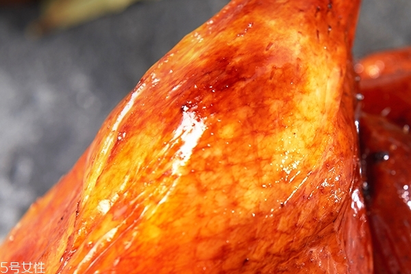 烤鸭为什么要吹气,烤鸭要吹气吗