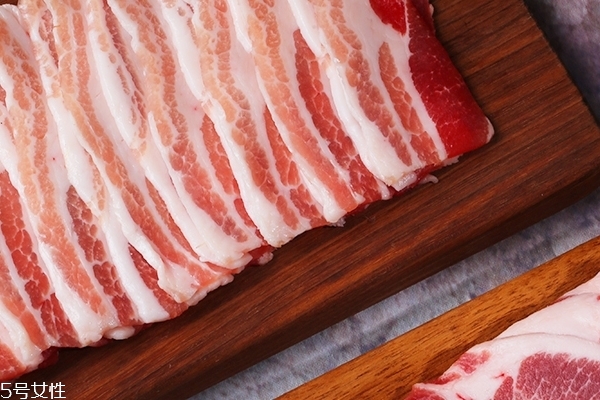 五花肉为什么要焯水,有的又不焯,五花肉一定要焯水吗