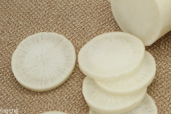 白萝卜加什么吃可以减肥,白萝卜可以生吃吗有哪些好处