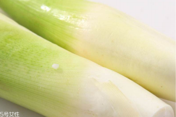 茭白为什么下奶,茭白是下奶的吗 茭白为什么下奶,茭白是下奶的吗
