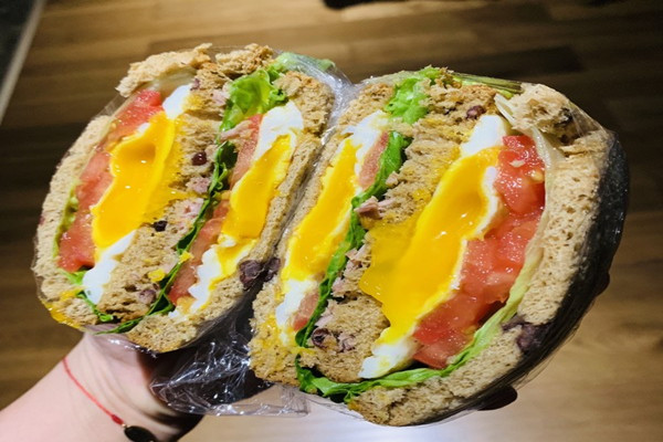 关晓彤的三明治的做法,关晓彤同款蔬菜三明治