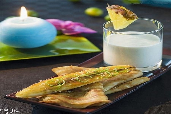 香蕉煎饼的做法窍门,煎香蕉饼的做法大全 香蕉煎饼的做法窍门,煎香蕉饼的做法大全