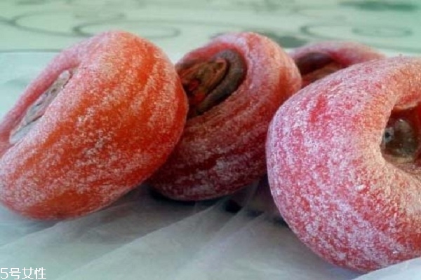 食用柿子饼有哪些好处,柿子饼的营养功效及食用宜忌