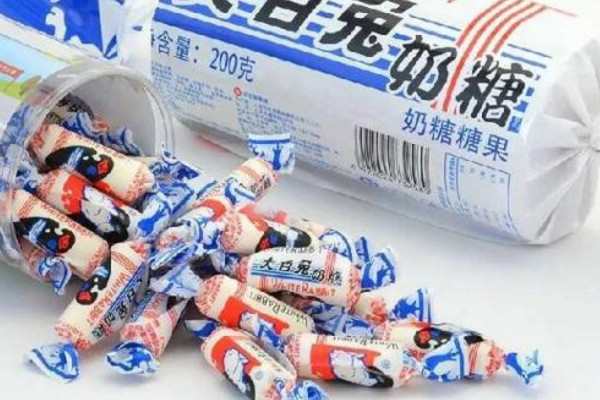 为什么大白兔奶糖有糯米纸,大白兔奶糖外面包裹的糖纸 为什么大白兔奶糖有糯米纸,大白兔奶糖外面包裹的糖纸