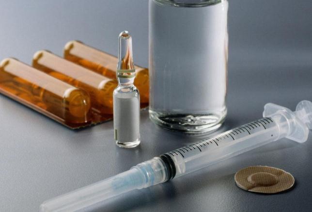 新冠疫苗和狂犬疫苗能一起打吗(狂犬疫苗医生在线咨询)