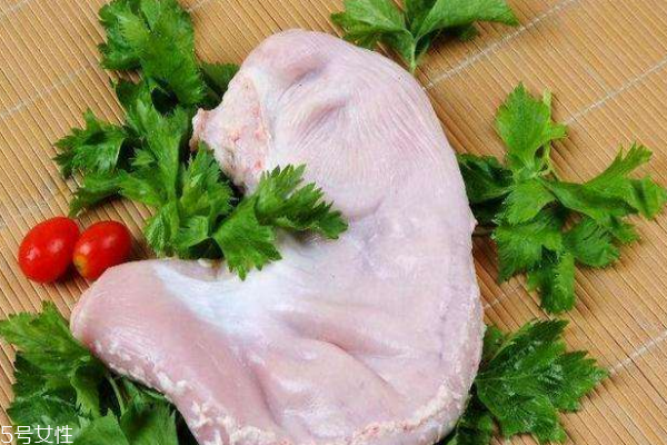 猪肚为什么咬不动,猪肚咬不动是老了还是没熟 猪肚为什么咬不动,猪肚咬不动是老了还是没熟