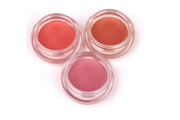 高光和腮红哪个先用,腮红跟高光哪个先用