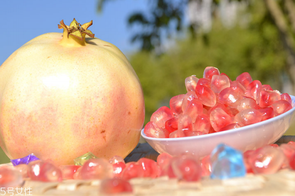 石榴哪里产的最好吃排行,石榴的产地是哪里最好