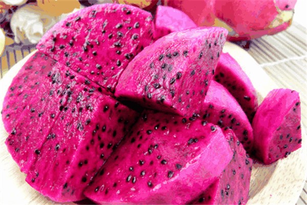 红心火龙果吃了尿变红(红心火龙果吃了尿变红多久正常)