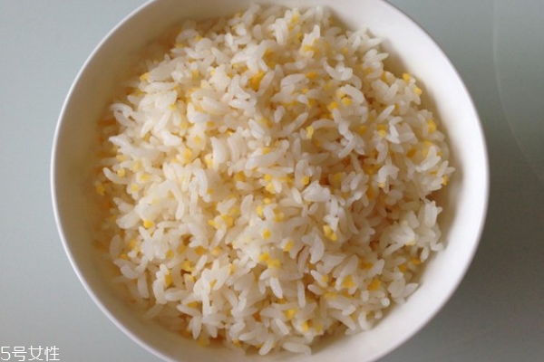 怎么样蒸大米饭好吃,怎样煮米饭好吃